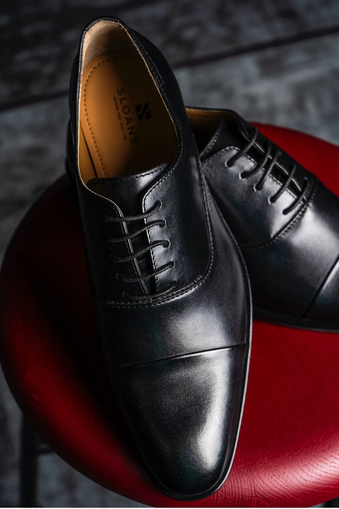 Sloane GARCIA LEATHER OXFORD TOE CAP shoe Black