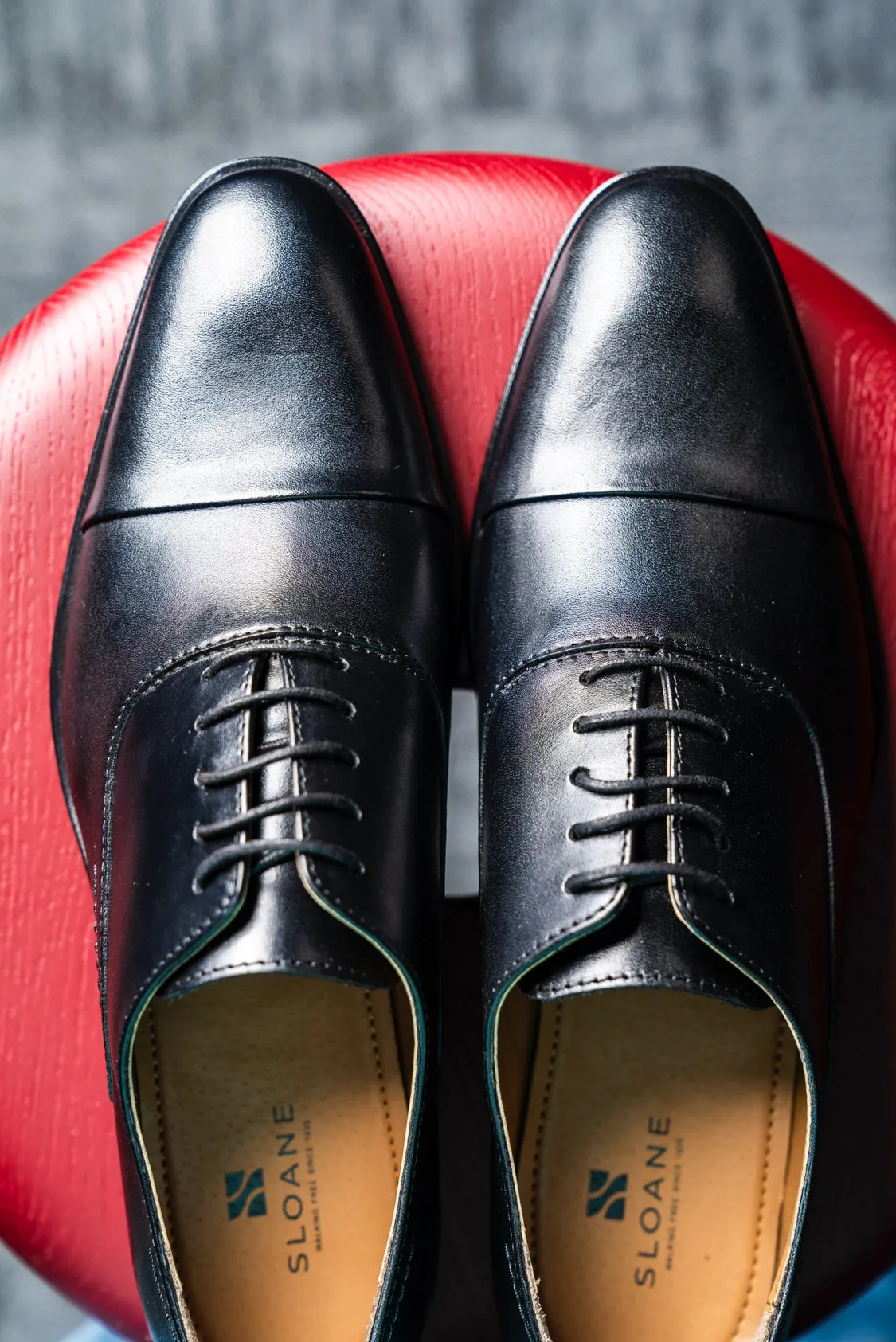 Sloane GARCIA LEATHER OXFORD TOE CAP shoe Black